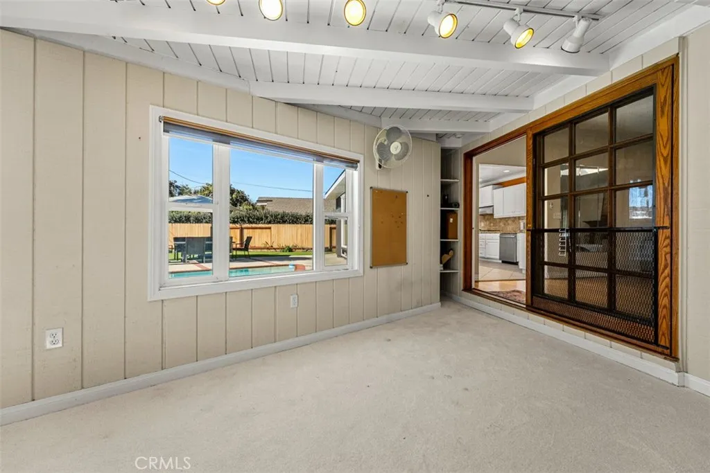 17922 Romelle, Santa Ana, California 92705 home-pic-23