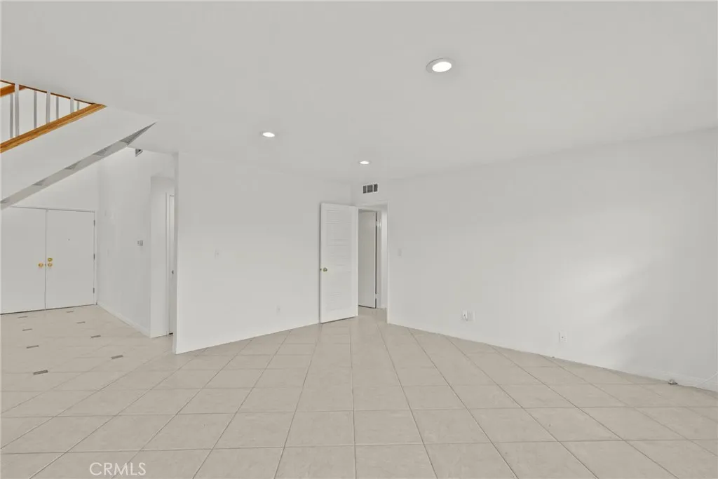 25550 Old Course Way, Valencia, California 91355 home-pic-11