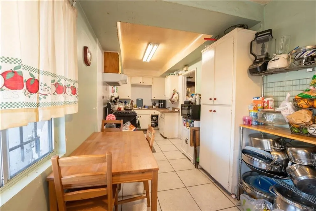 645 E 113th, Los Angeles, California 90059 home-pic-9