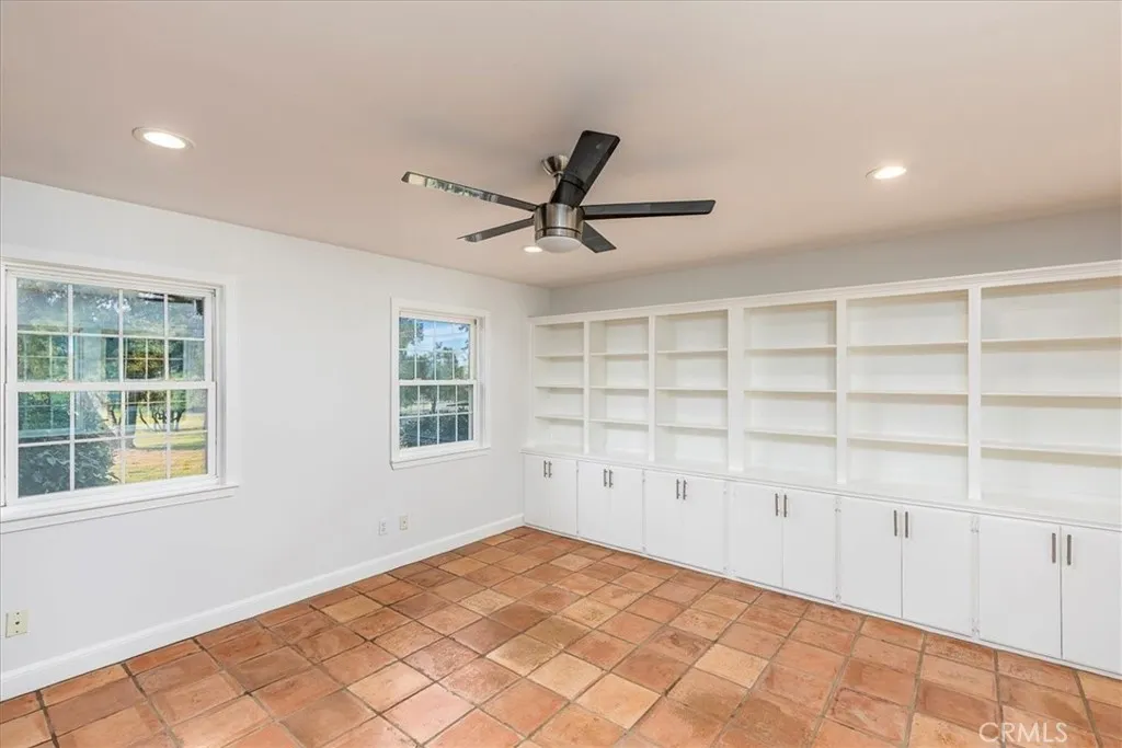 23100 Rolling Meadows Drive, Perris, California 92570 home-pic-17