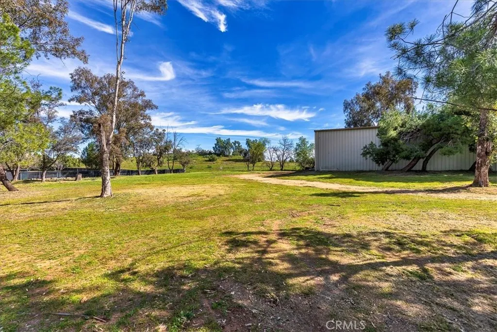 23100 Rolling Meadows Drive, Perris, California 92570 home-pic-44