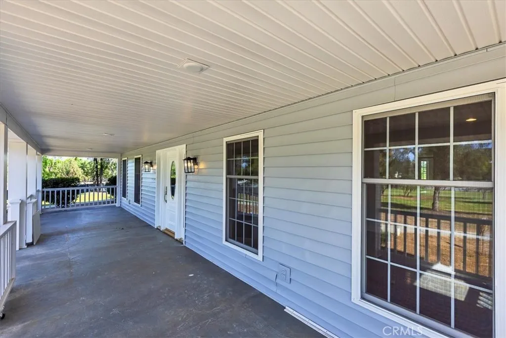 23100 Rolling Meadows Drive, Perris, California 92570 home-pic-11