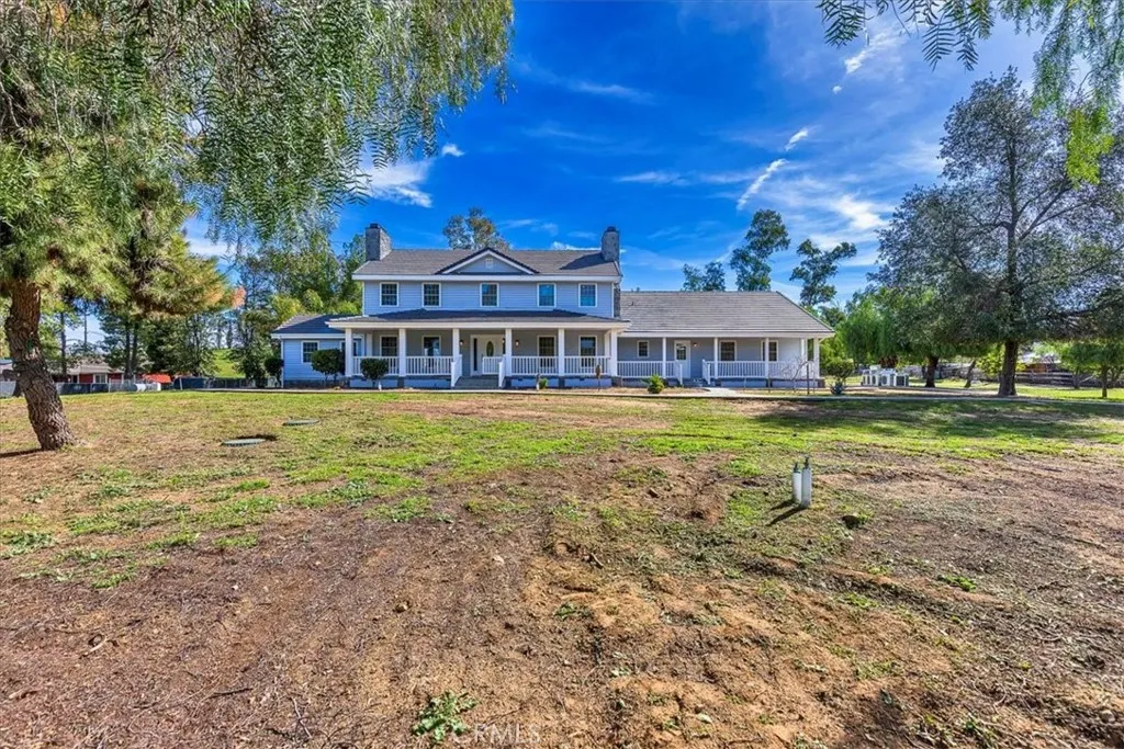 23100 Rolling Meadows Drive, Perris, California 92570 home-pic-13