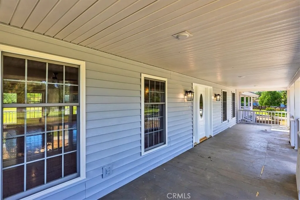 23100 Rolling Meadows Drive, Perris, California 92570 home-pic-12