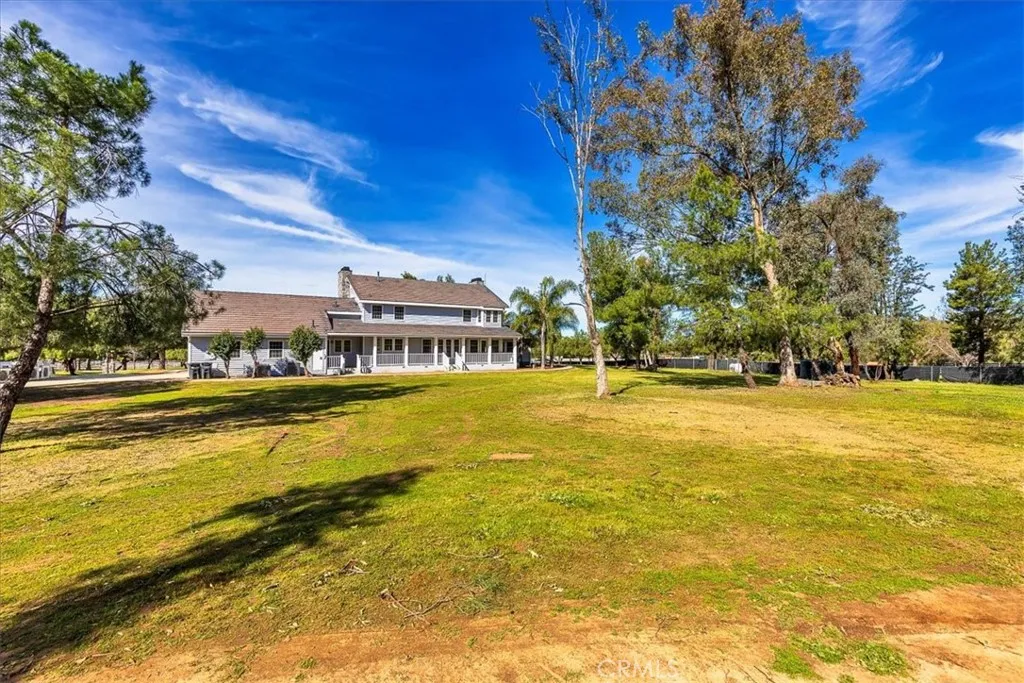 23100 Rolling Meadows Drive, Perris, California 92570 home-pic-49