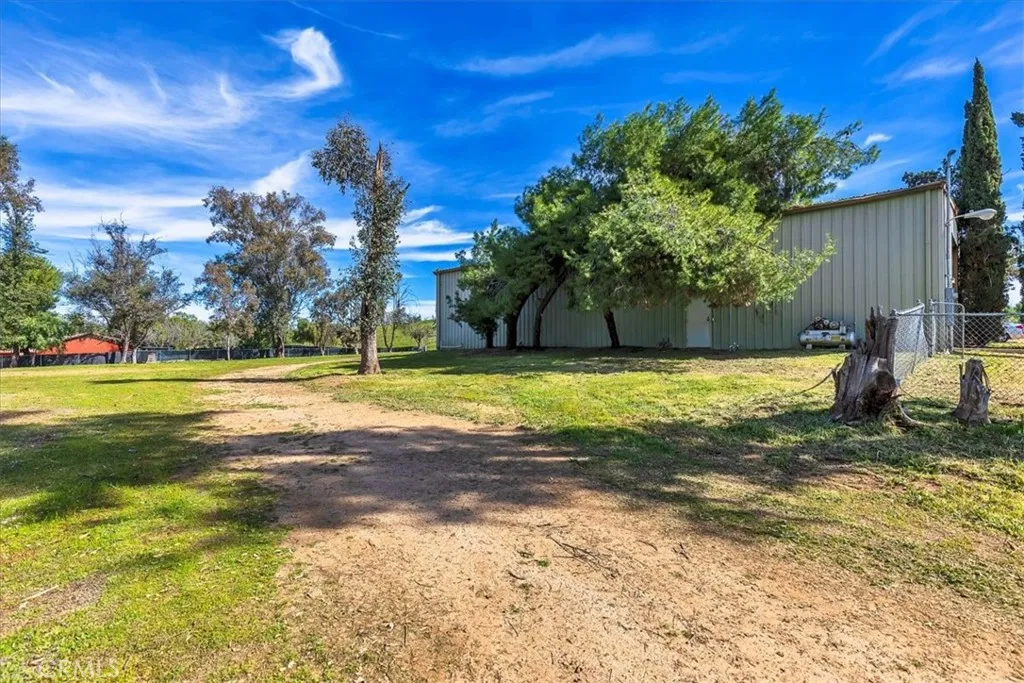 23100 Rolling Meadows Drive, Perris, California 92570 home-pic-50