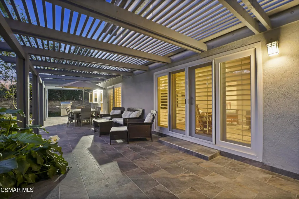 1633 Aspenwall Road, Lake Sherwood, California 91361 home-pic-36
