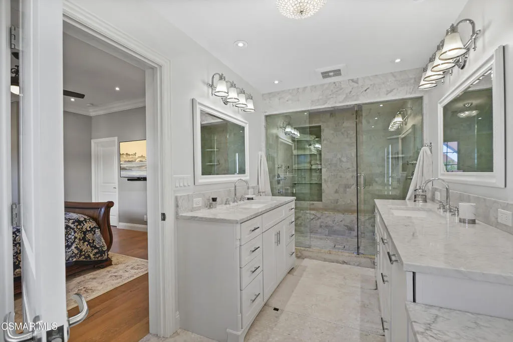 1633 Aspenwall Road, Lake Sherwood, California 91361 home-pic-22