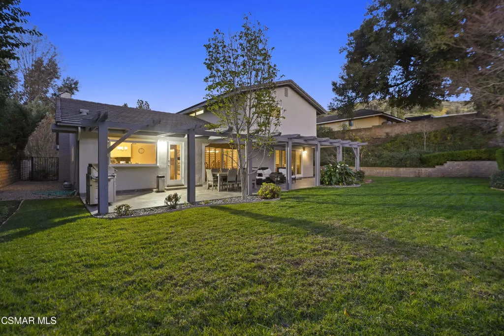 1633 Aspenwall Road, Lake Sherwood, California 91361 home-pic-35
