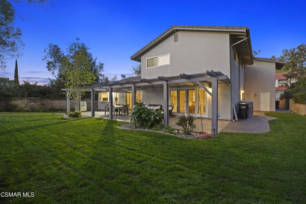 1633 Aspenwall Road, Lake Sherwood, California 91361 home-pic-1