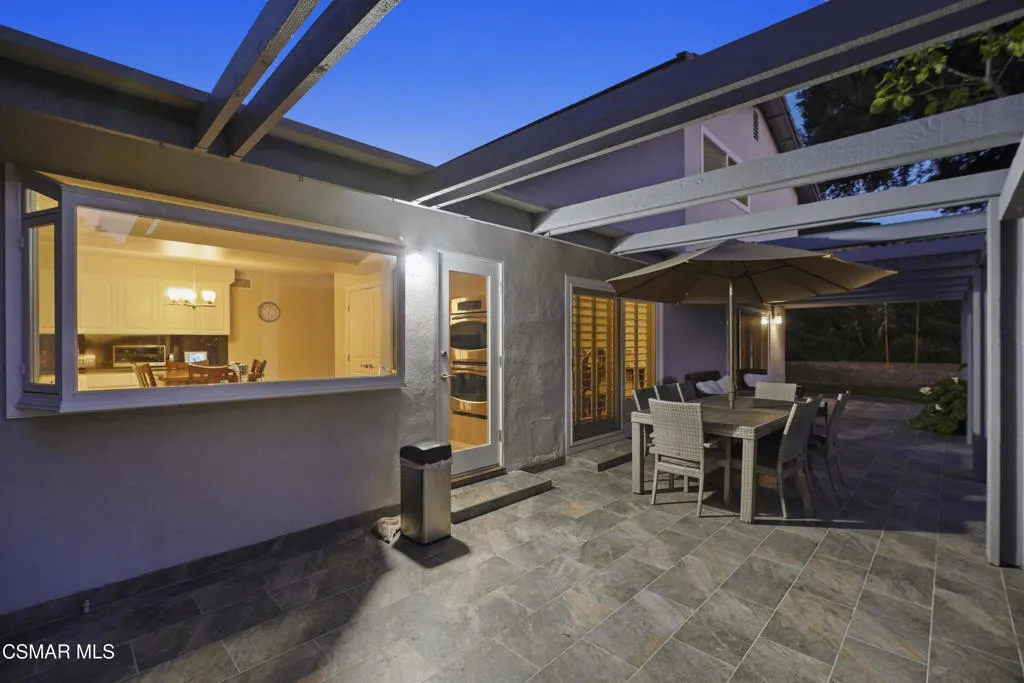 1633 Aspenwall Road, Lake Sherwood, California 91361 home-pic-37