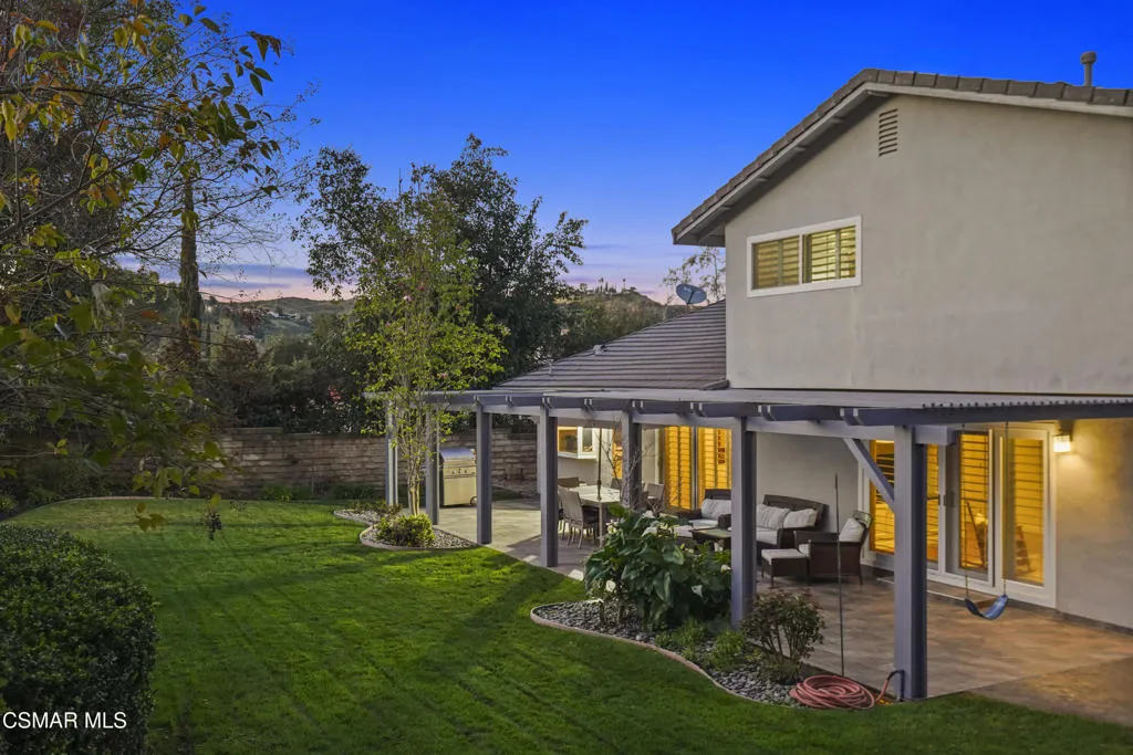 1633 Aspenwall Road, Lake Sherwood, California 91361 home-pic-32