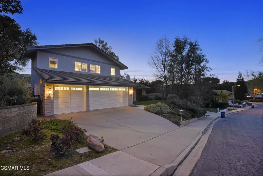 1633 Aspenwall Road, Lake Sherwood, California 91361 home-pic-38