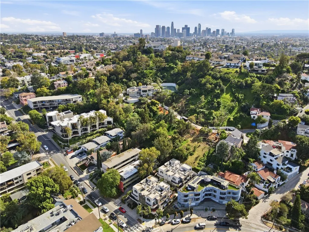 2364 Duane Street 5, Los Angeles, California 90039 home-pic-24