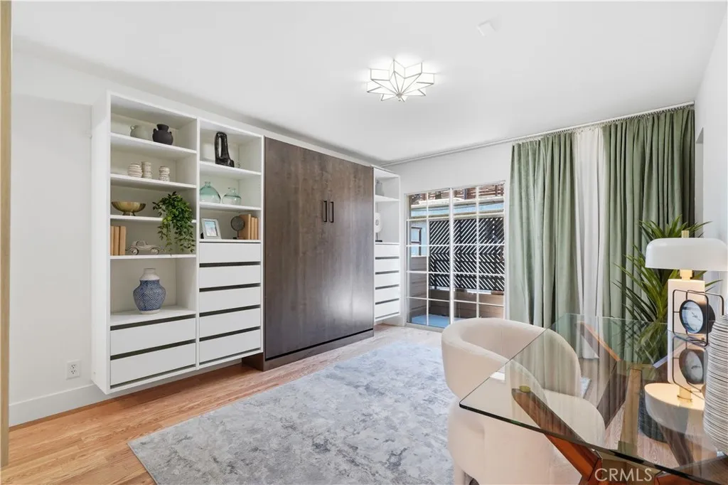 2364 Duane Street 5, Los Angeles, California 90039 home-pic-15