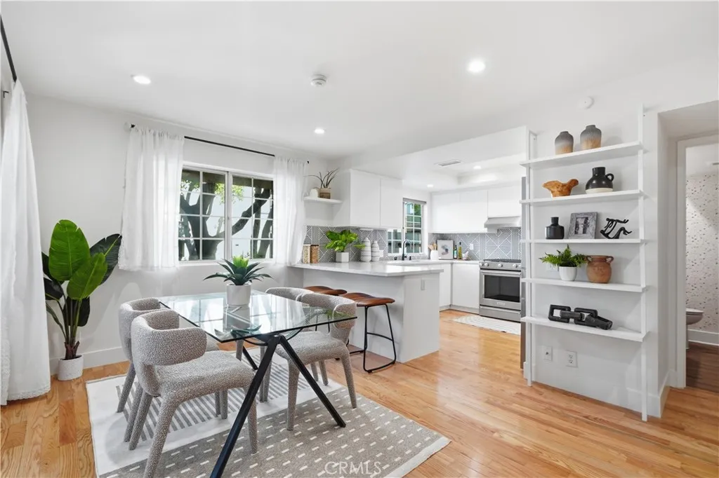 2364 Duane Street 5, Los Angeles, California 90039 home-pic-6