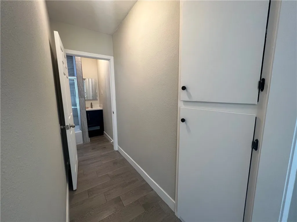 604 S Van Ness Avenue, Santa Ana, California 92701 home-pic-22