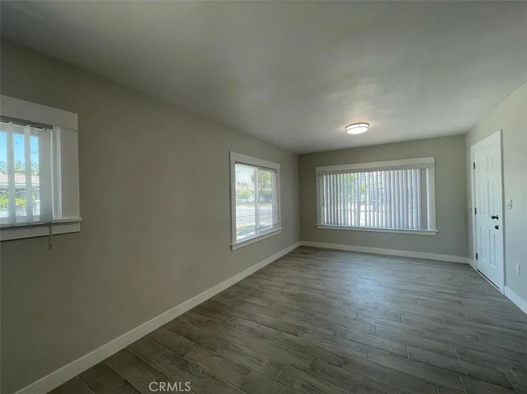 604 S Van Ness Avenue, Santa Ana, California 92701 home-pic-11