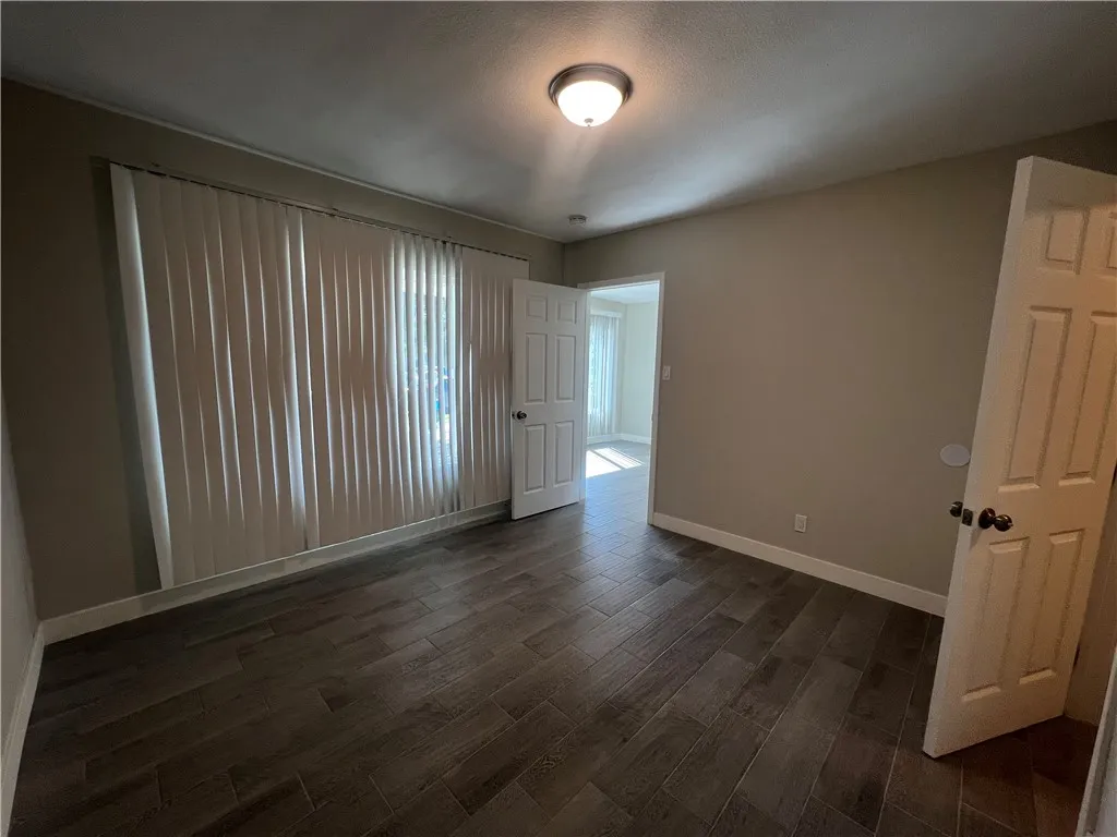 604 S Van Ness Avenue, Santa Ana, California 92701 home-pic-28