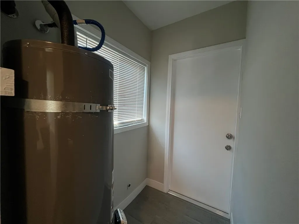 604 S Van Ness Avenue, Santa Ana, California 92701 home-pic-17