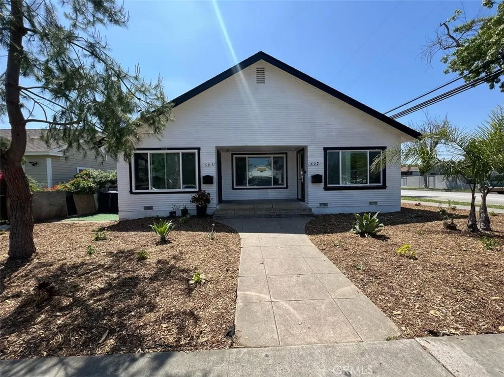 604 S Van Ness Avenue, Santa Ana, California 92701 home-pic-1