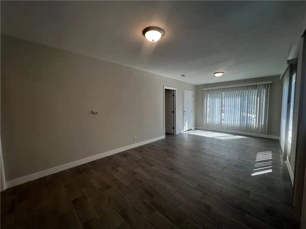 604 S Van Ness Avenue, Santa Ana, California 92701 home-pic-24