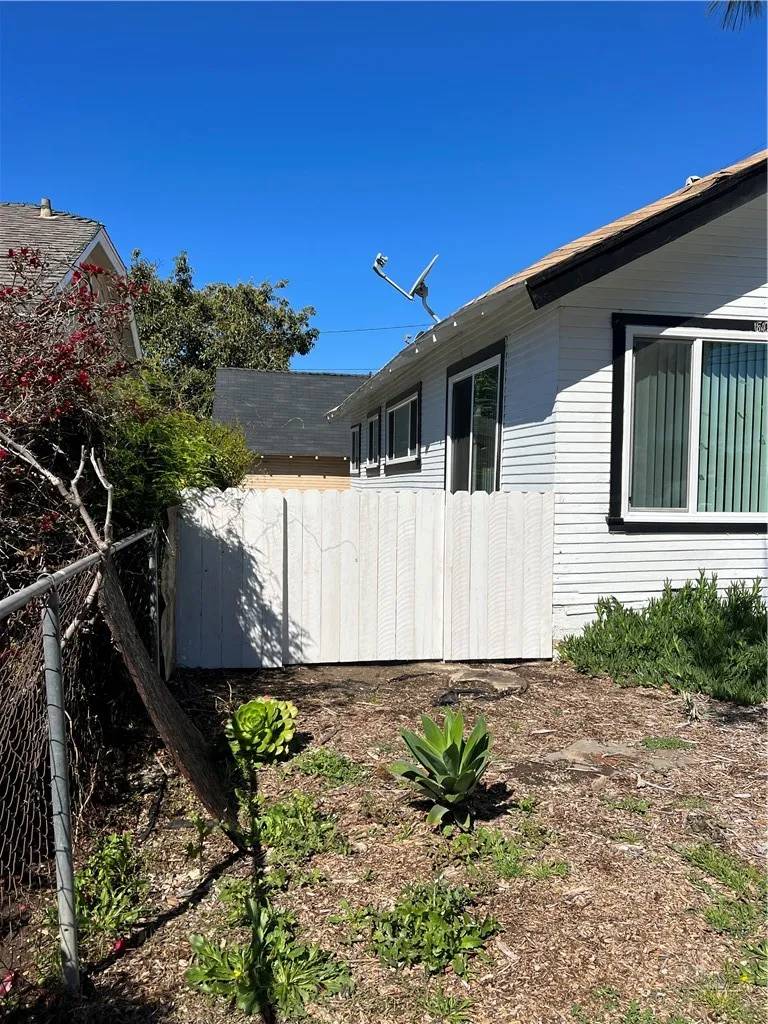 604 S Van Ness Avenue, Santa Ana, California 92701 home-pic-33