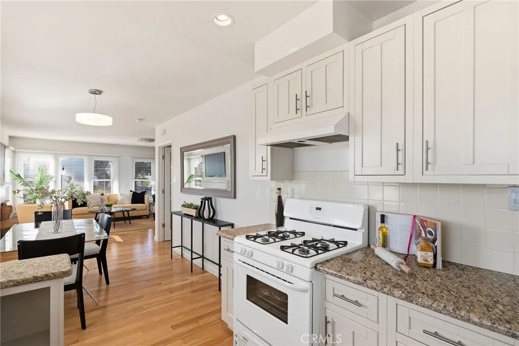 16718 Patronella, Torrance, California 90504 home-pic-17