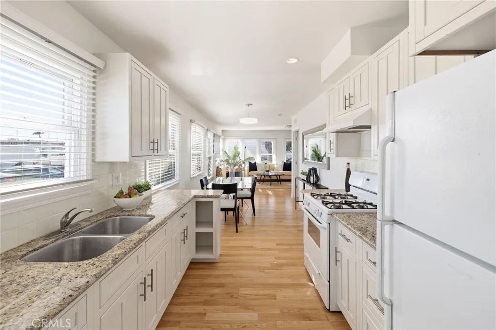 16718 Patronella, Torrance, California 90504 home-pic-18