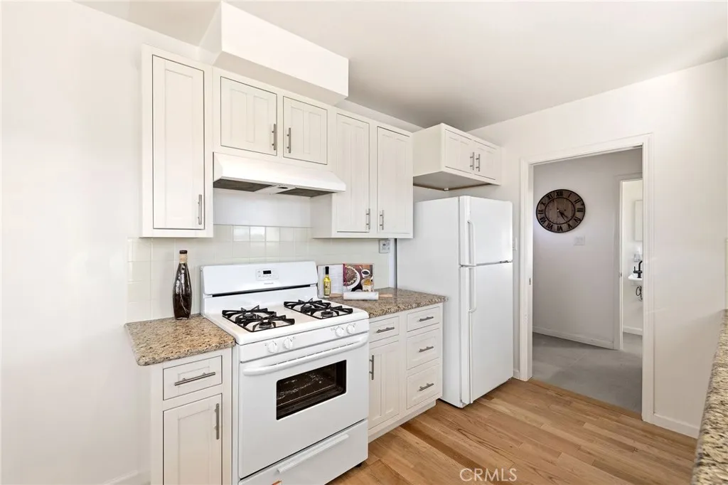 16718 Patronella, Torrance, California 90504 home-pic-15
