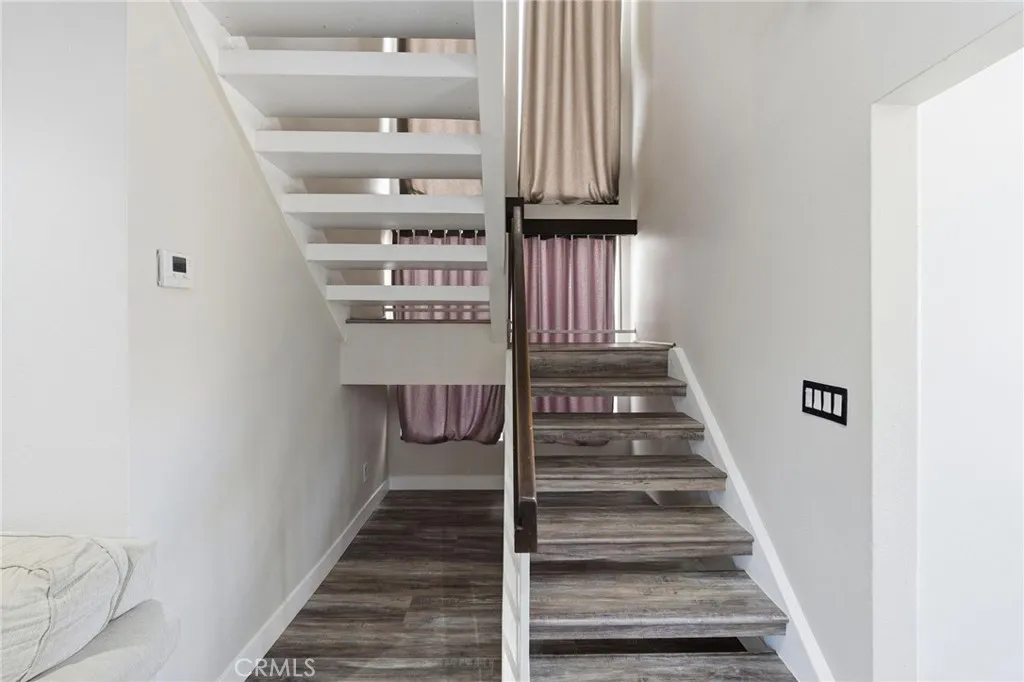 23410 Woodlander Way, Moreno Valley, California 92557 home-pic-12