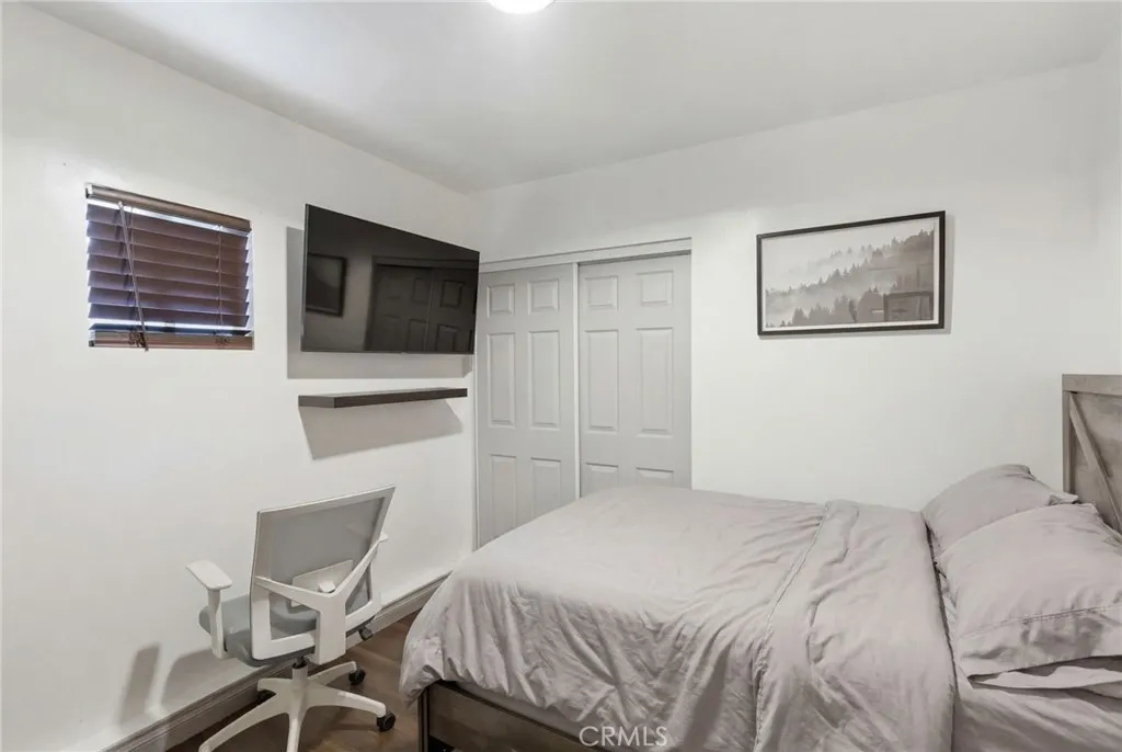 23410 Woodlander Way, Moreno Valley, California 92557 home-pic-24