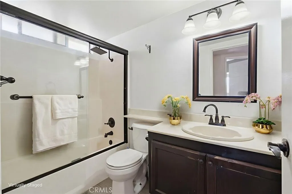 23410 Woodlander Way, Moreno Valley, California 92557 home-pic-14