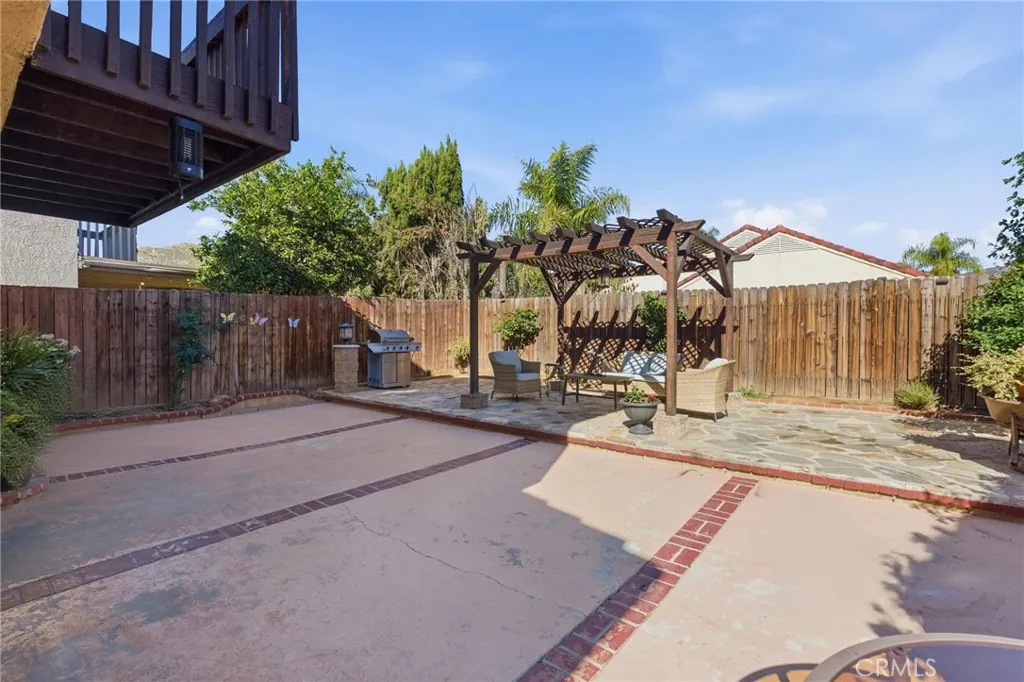 23410 Woodlander Way, Moreno Valley, California 92557 home-pic-30