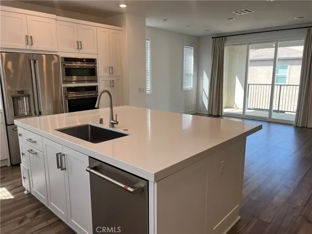 144 Sash, Irvine, California 92618