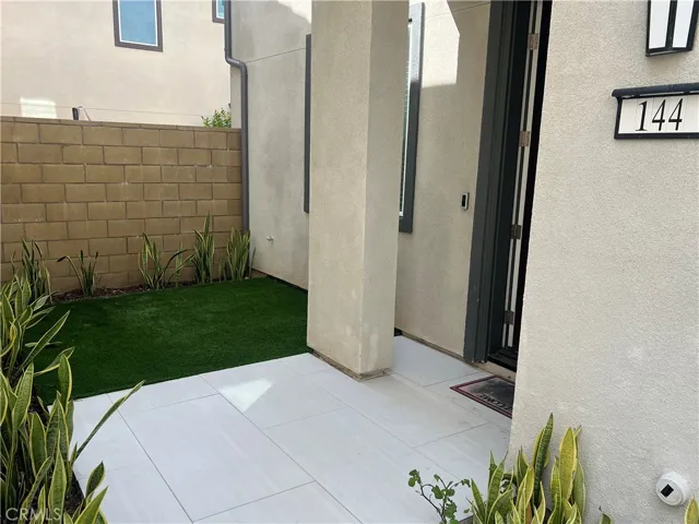 144 Sash, Irvine, California 92618