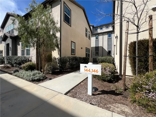144 Sash, Irvine, California 92618