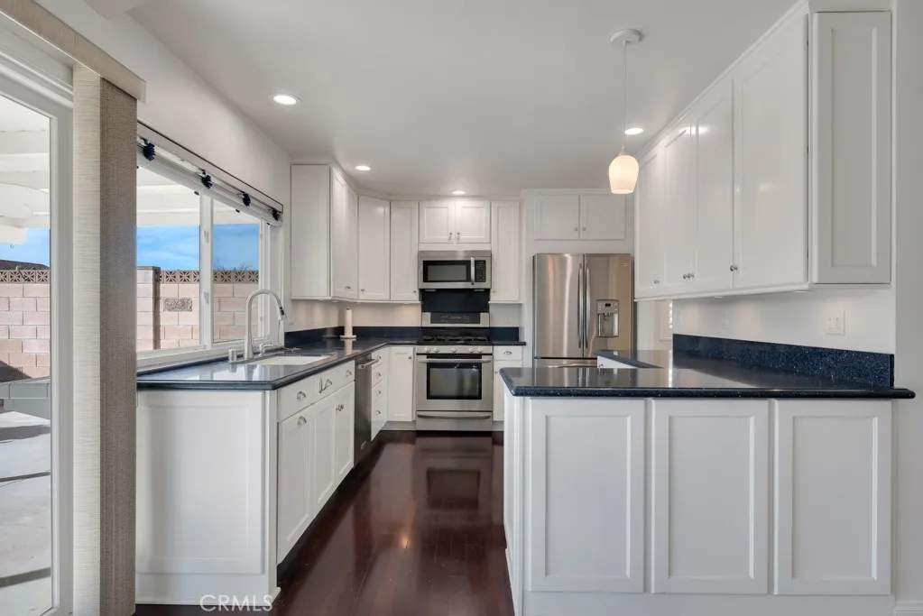 2175 N Marlies, Simi Valley, California 93063 home-pic-9