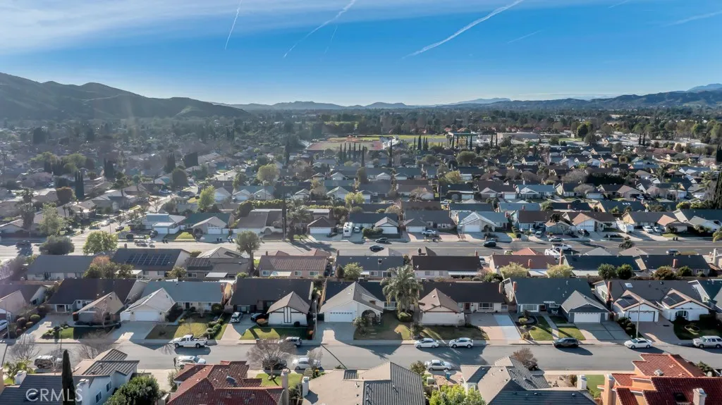 2175 N Marlies, Simi Valley, California 93063 home-pic-37