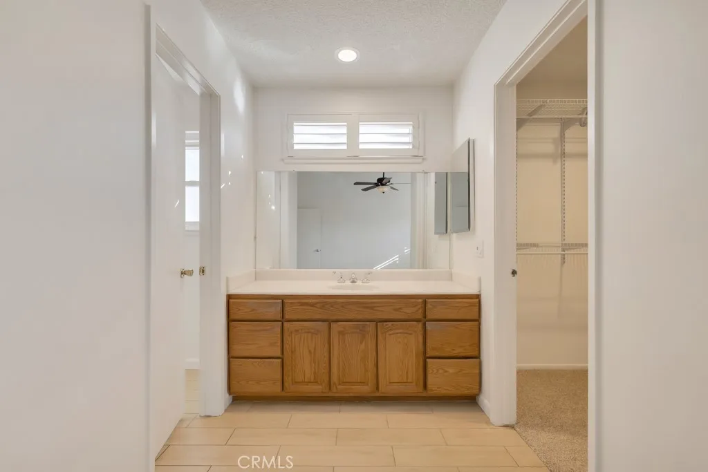 2175 N Marlies, Simi Valley, California 93063 home-pic-16