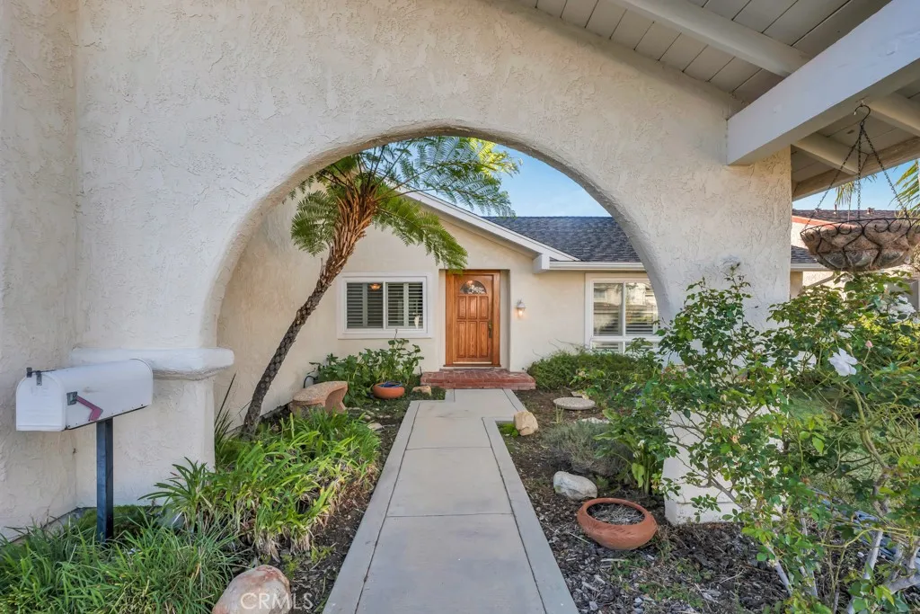 2175 N Marlies, Simi Valley, California 93063 home-pic-2