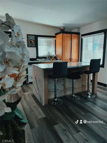 Kitchen/ livingrrom