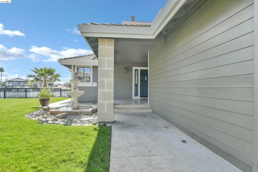 5761 5761 Salmon Ct, Discovery Bay, California 94505 home-pic-10
