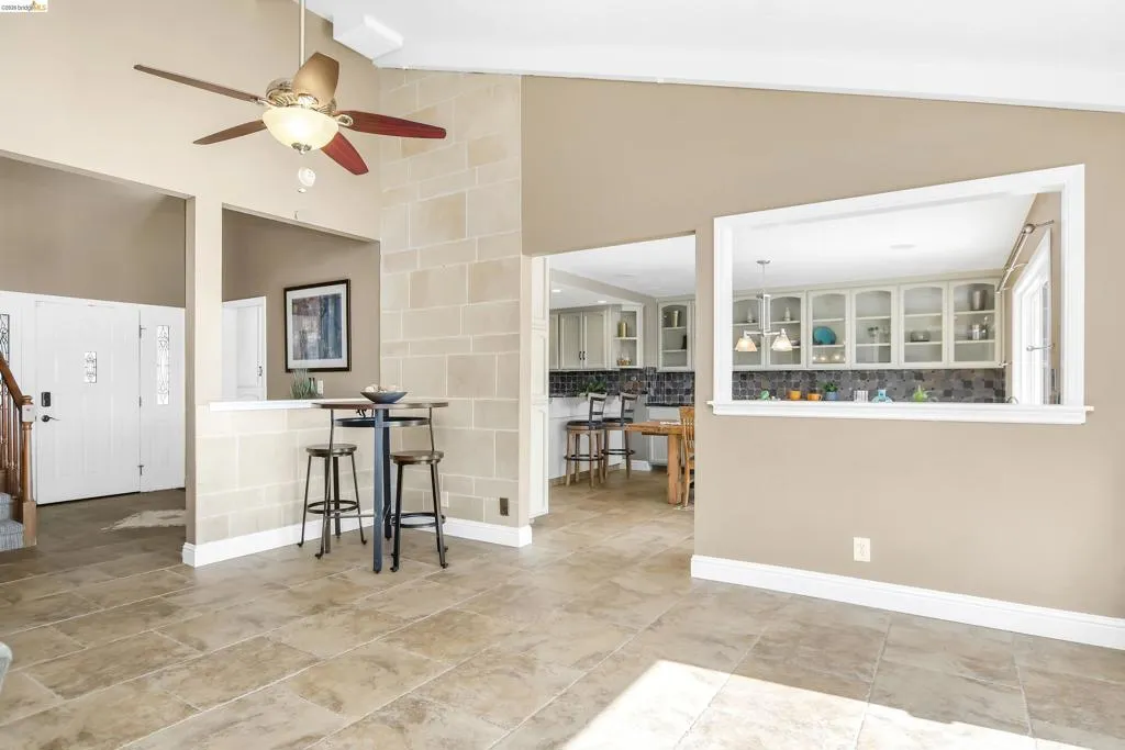 5761 5761 Salmon Ct, Discovery Bay, California 94505 home-pic-12