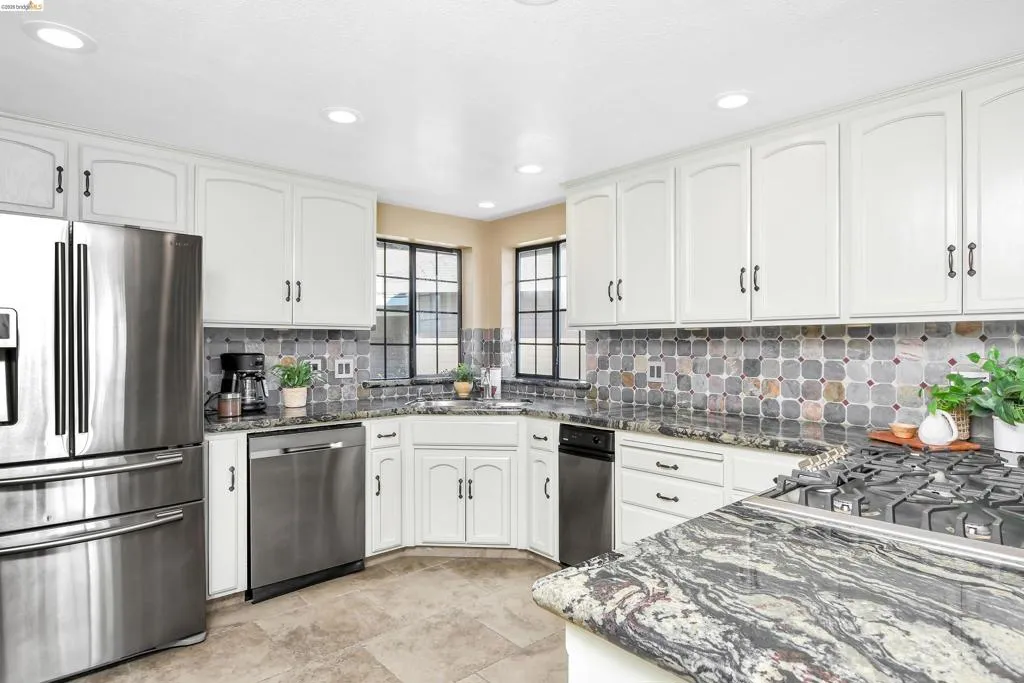 5761 5761 Salmon Ct, Discovery Bay, California 94505 home-pic-18
