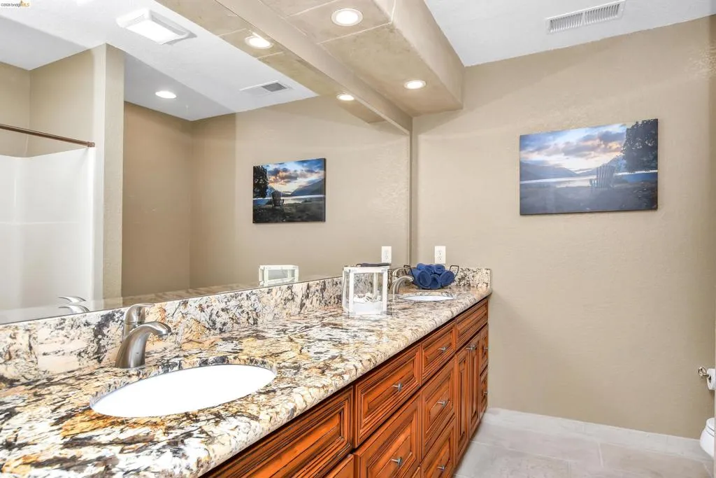 5761 5761 Salmon Ct, Discovery Bay, California 94505 home-pic-32