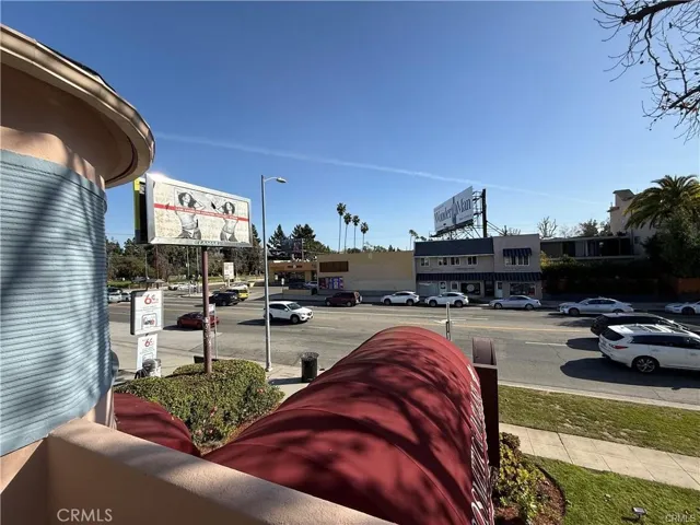 4343 Laurel Canyon Boulevard, Studio City, California 91604