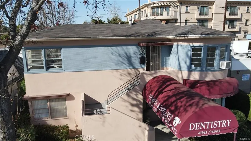 4343 Laurel Canyon Boulevard, Studio City, California 91604