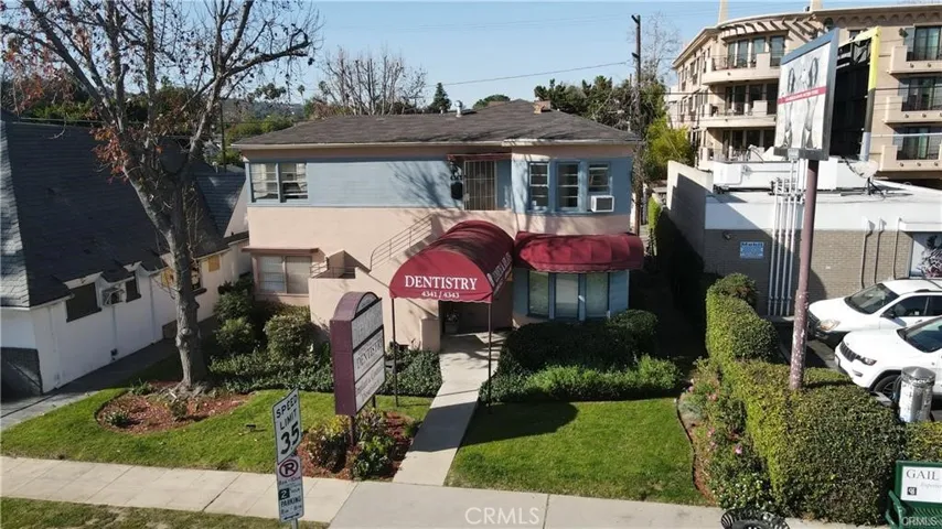4343 Laurel Canyon Boulevard, Studio City, California 91604