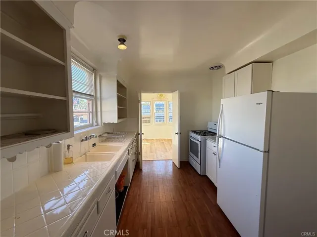 4343 Laurel Canyon Boulevard, Studio City, California 91604